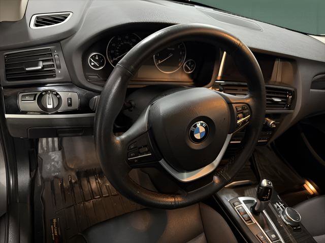 Used 2017 BMW X3 xDrive28i image 18