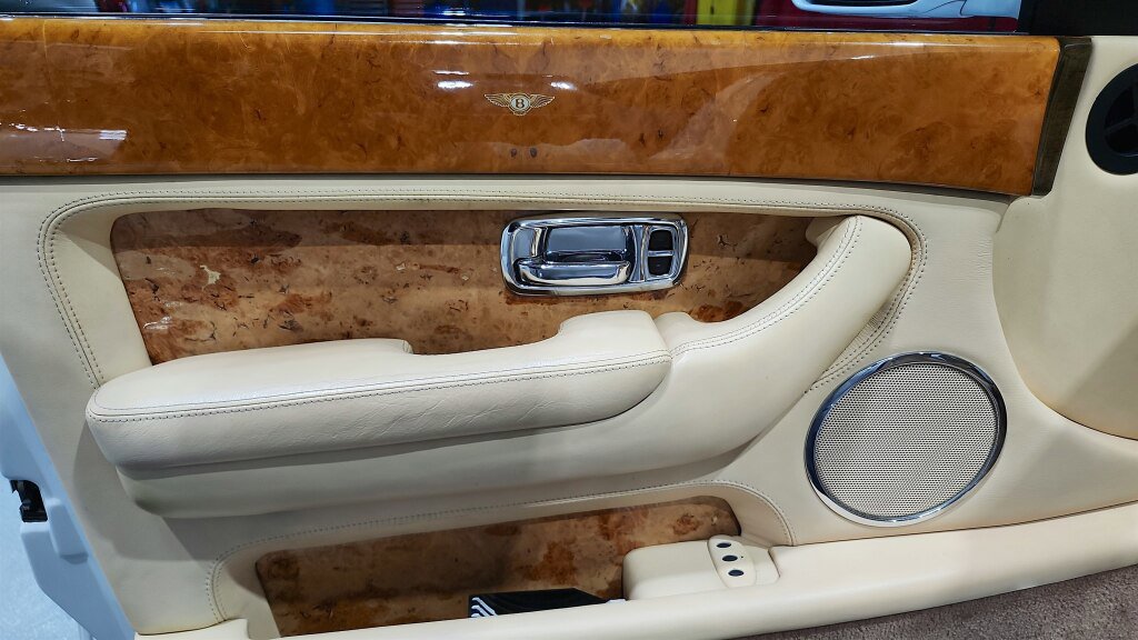 Used 2003 Bentley Arnage R RWD image 25