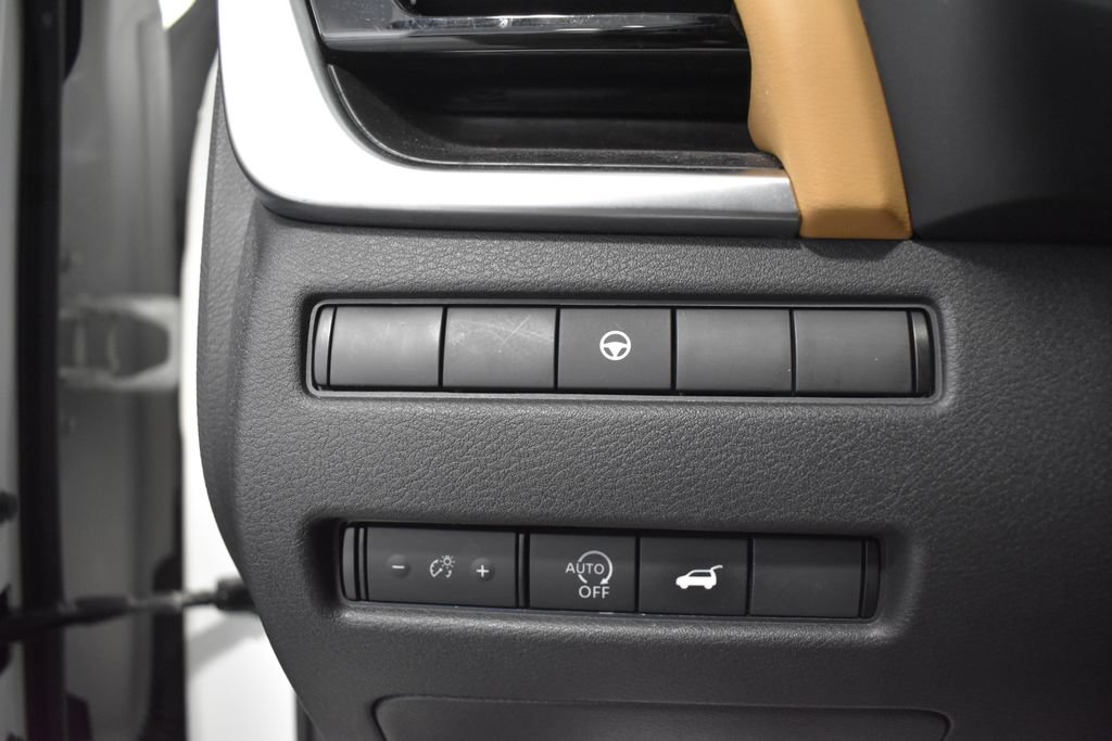 Certified 2023 Nissan Rogue Platinum AWD/4WD image 19
