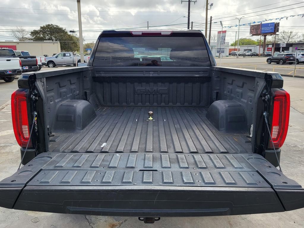Used 2022 GMC Sierra 1500 SLT w/ SLT Convenience Package image 32