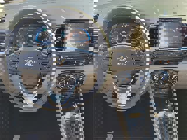 New 2026 Hyundai Venue SEL image 6