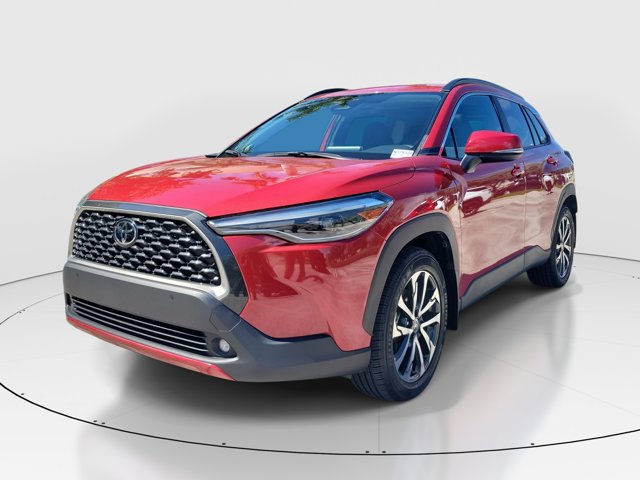 Used 2023 Toyota Corolla Cross XLE w/ Convenience Package FWD image 4