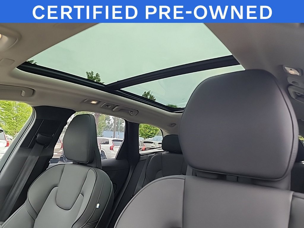 Certified 2026 Volvo XC60 B5 Plus AWD/4WD image 13