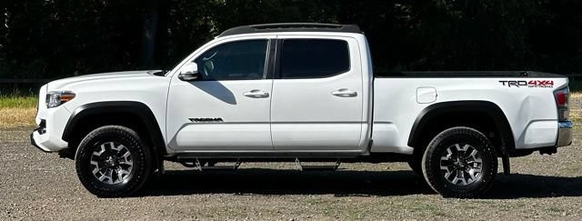 Used 2021 Toyota Tacoma TRD Off-Road AWD/4WD image 6