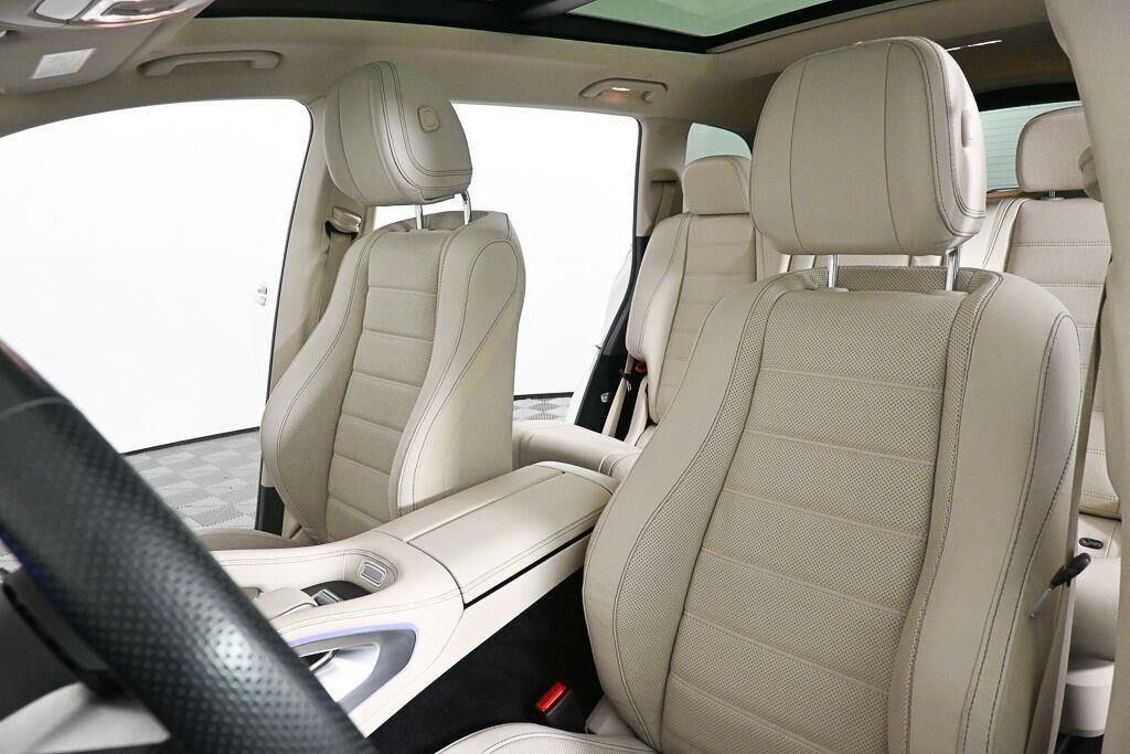 Certified 2024 Mercedes-Benz GLS 450 4MATIC image 5