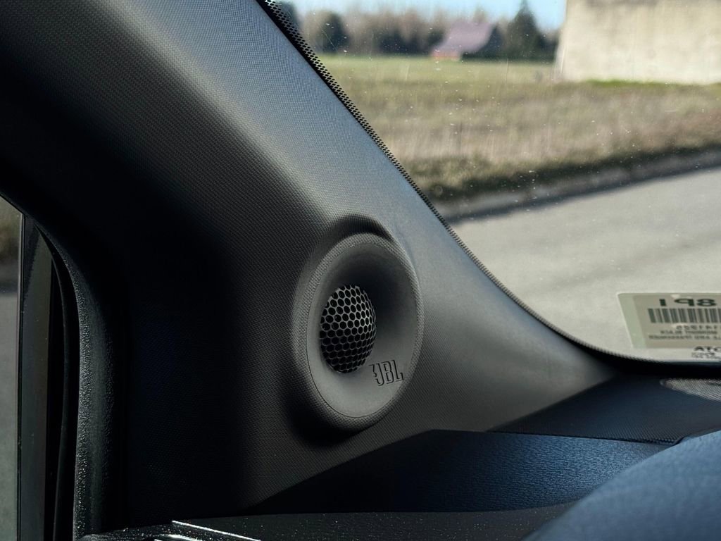 Used 2024 Toyota Sienna XSE image 29