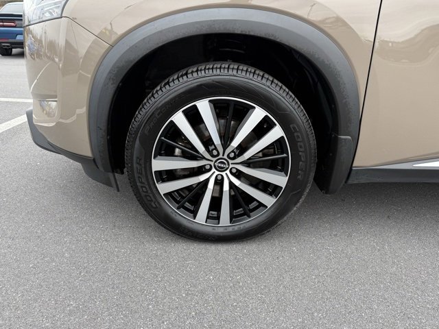 Certified 2023 Nissan Pathfinder Platinum image 9