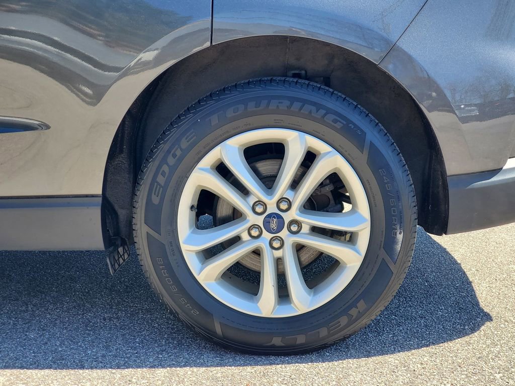 Used 2020 Ford Edge SEL w/ Convenience Package AWD/4WD image 5