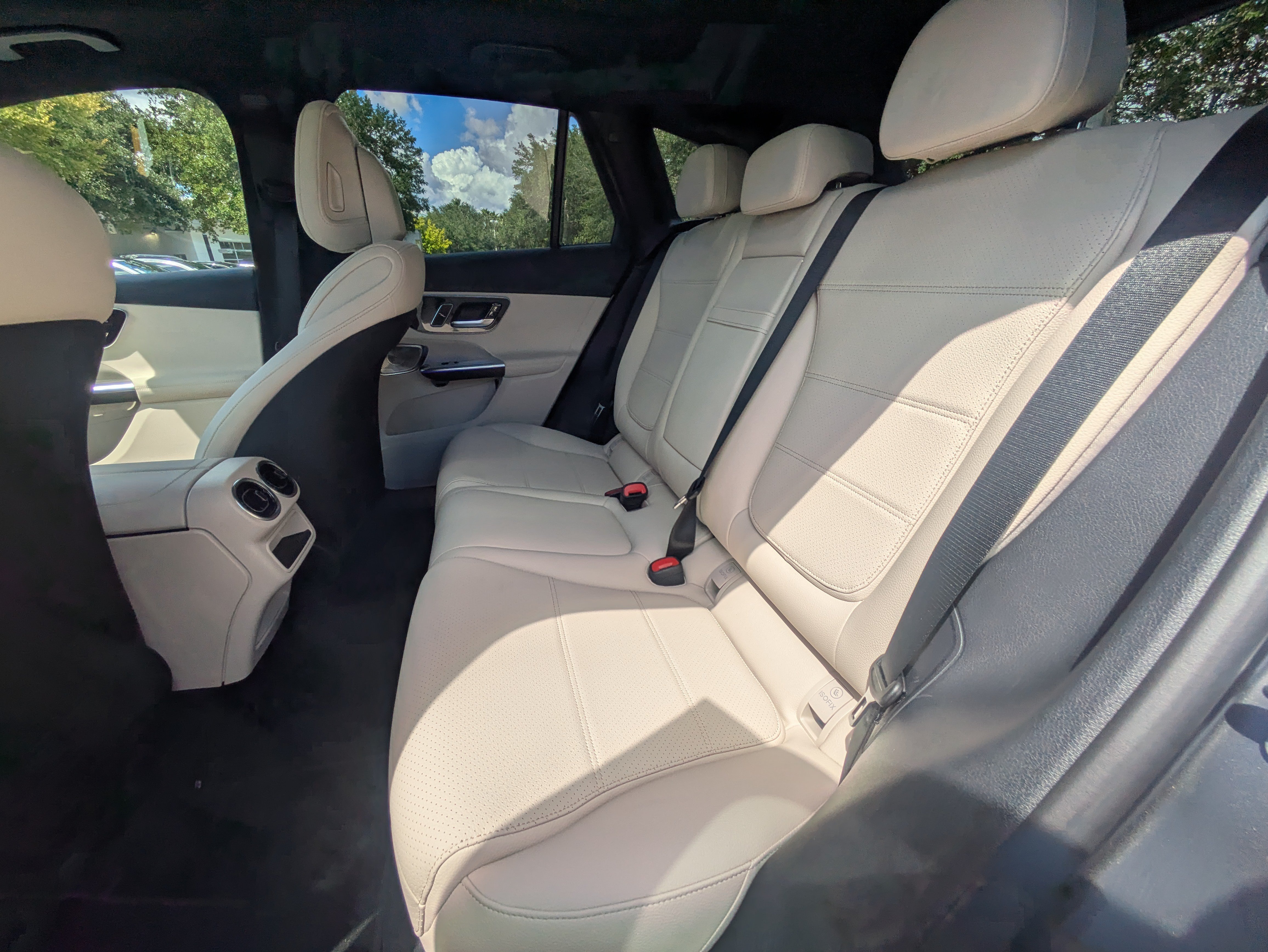 New 2027 Mercedes-Benz GLC 300 4MATIC image 12