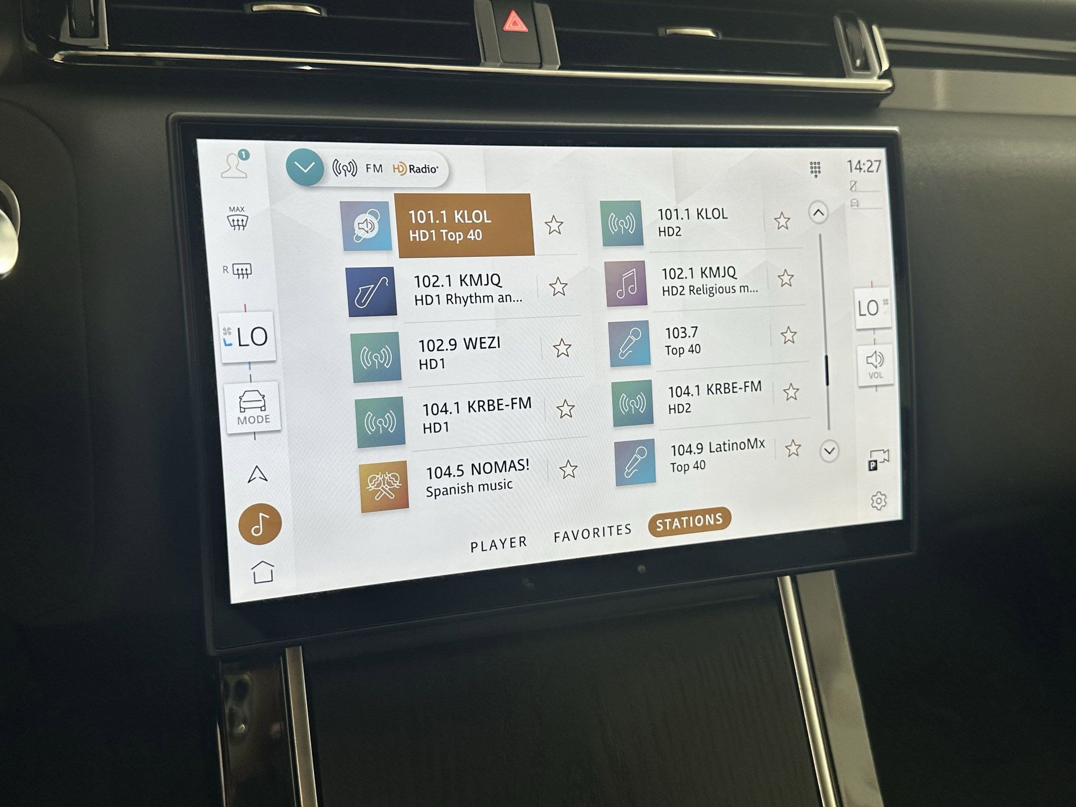 New 2026 Land Rover Range Rover Velar S image 23