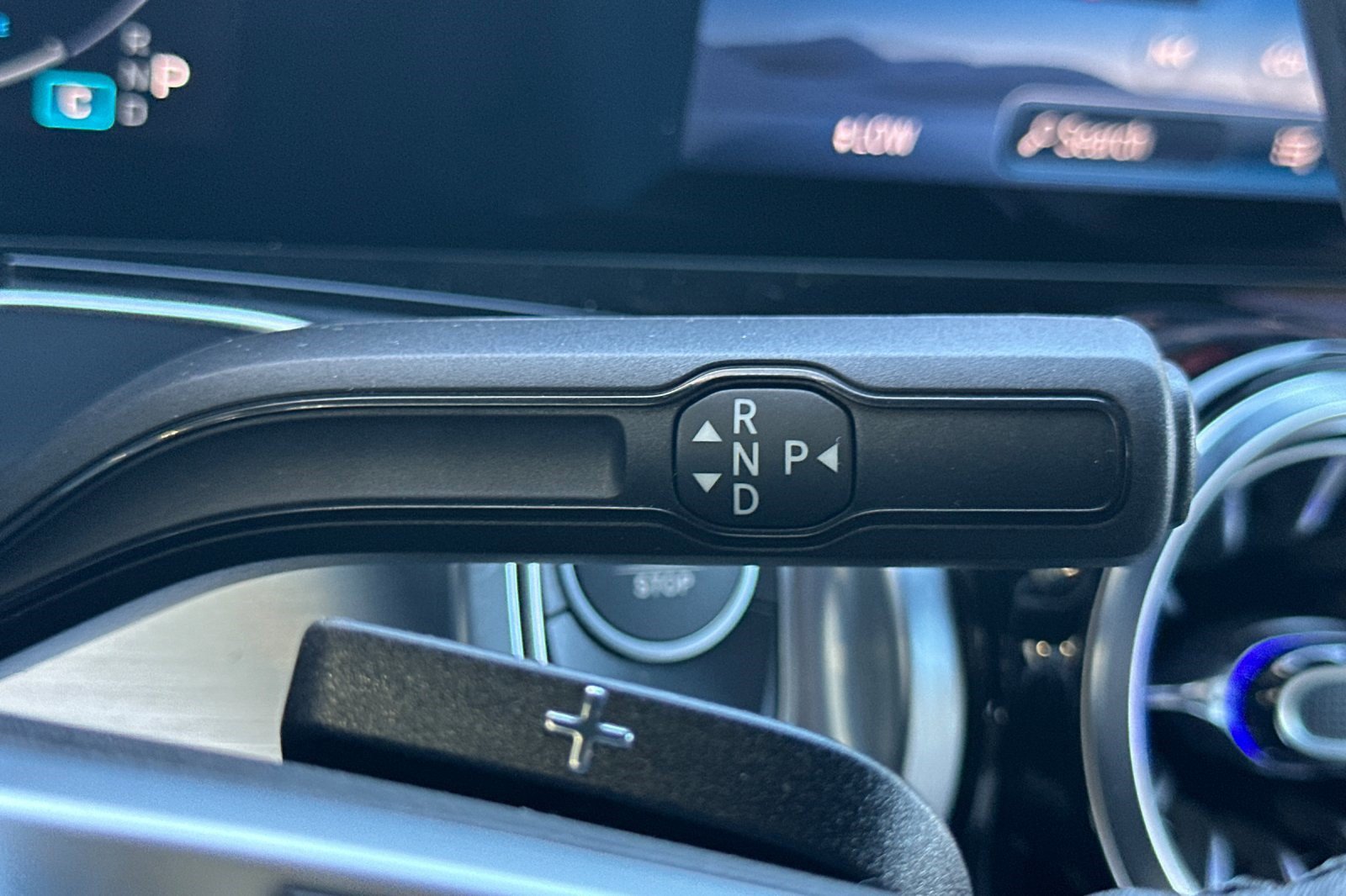 New 2025 Mercedes-Benz GLB 250 image 17