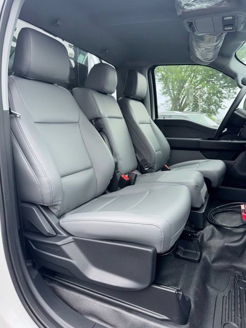 New 2026 Ford F550 4x4 Regular Cab Super Duty image 15