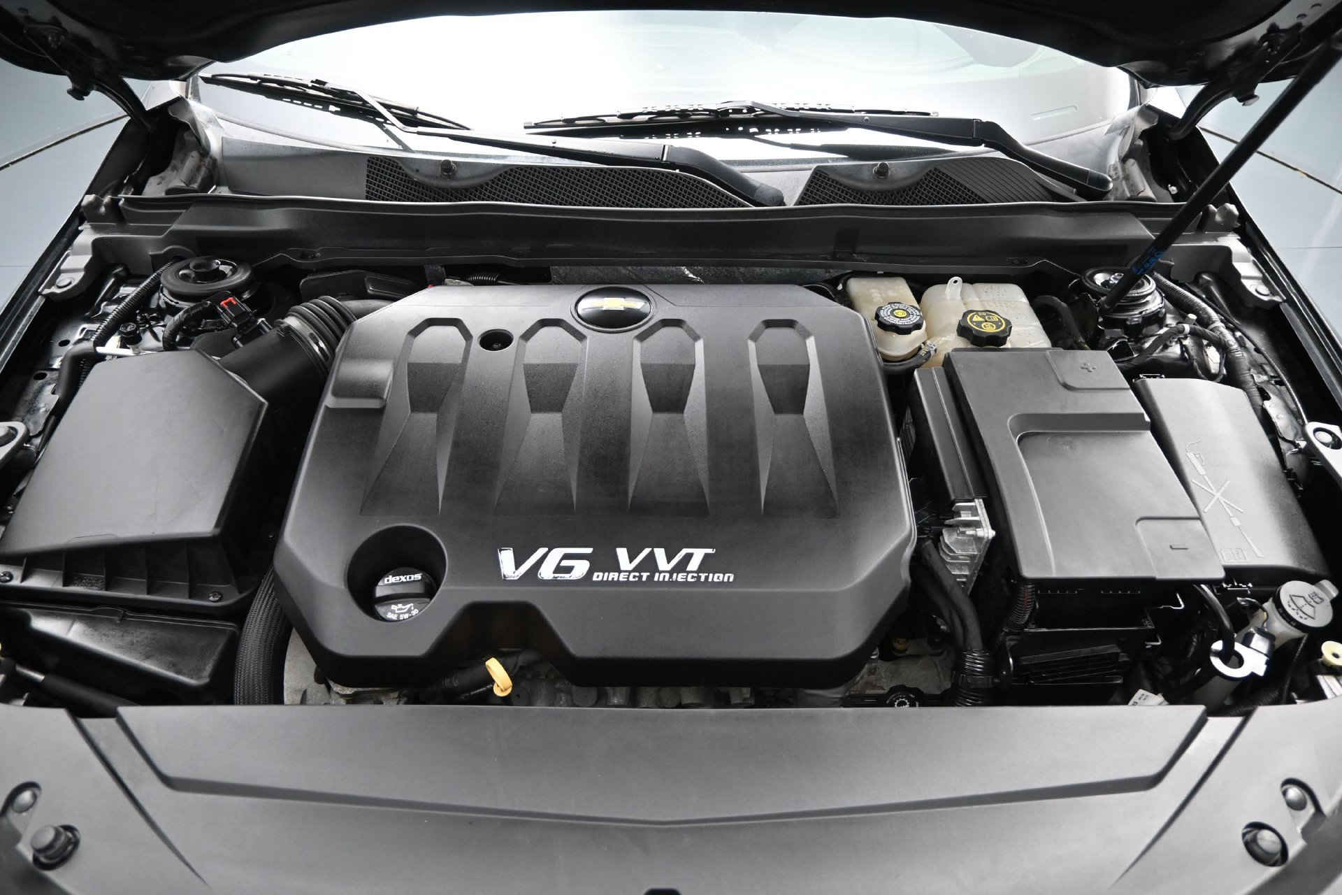 Used 2017 Chevrolet Impala LT FWD image 13