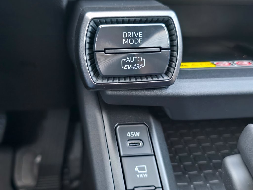 New 2026 Toyota RAV4 XSE AWD/4WD image 8