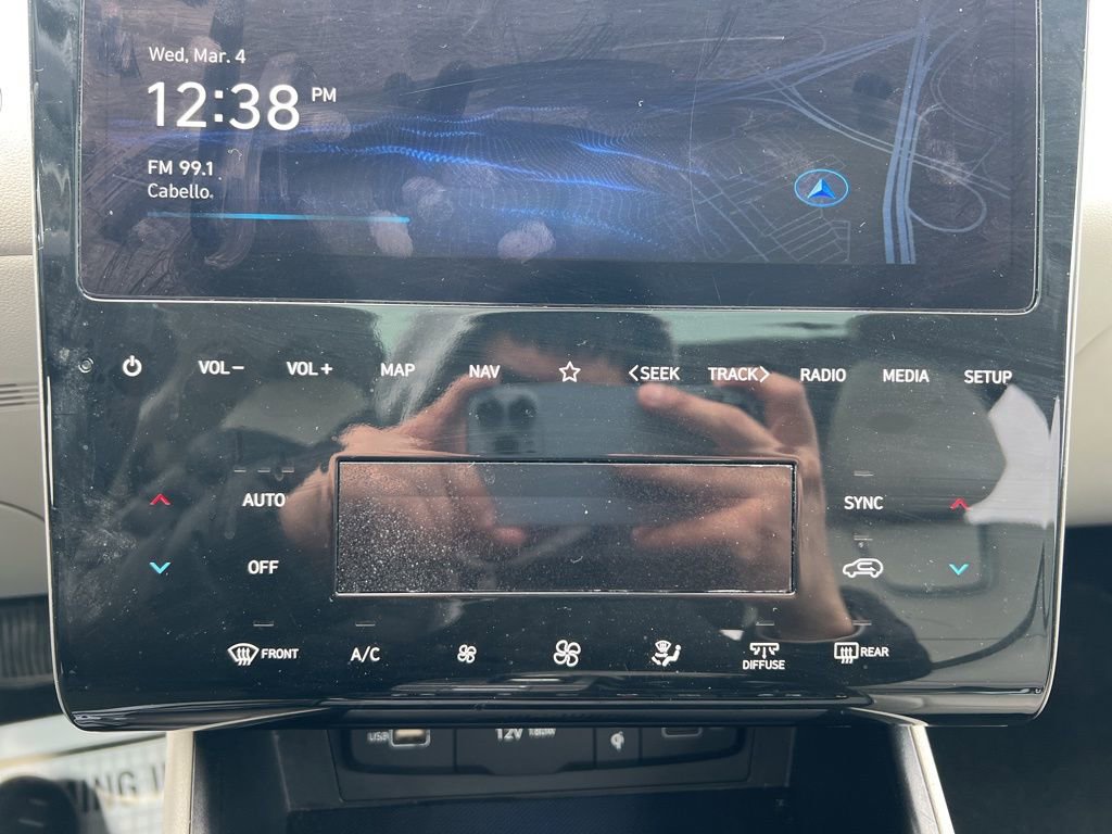 Used 2024 Hyundai Tucson Limited image 22