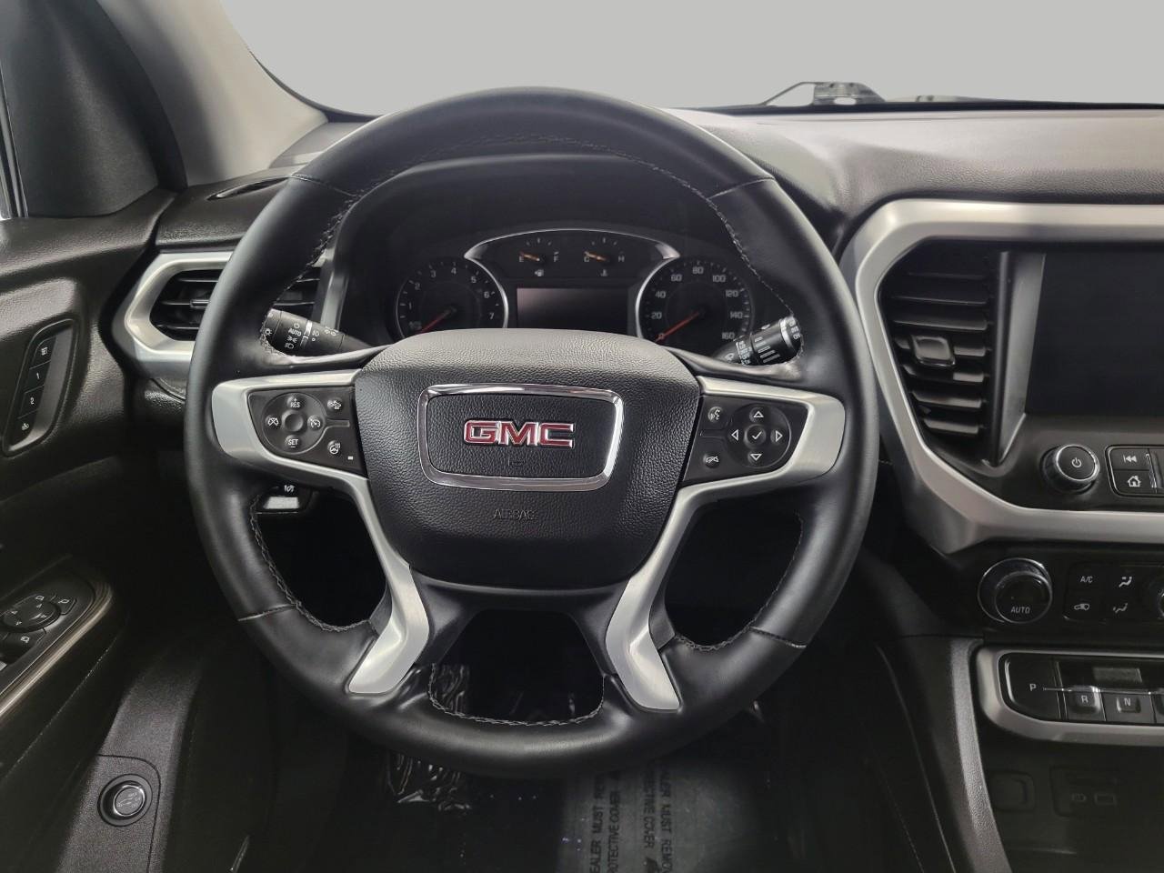 Used 2023 GMC Acadia SLT w/ Elevation Edition image 5