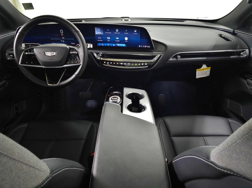 Certified 2024 Cadillac Lyriq Tech w/ Driver Assist Package AWD/4WD image 16