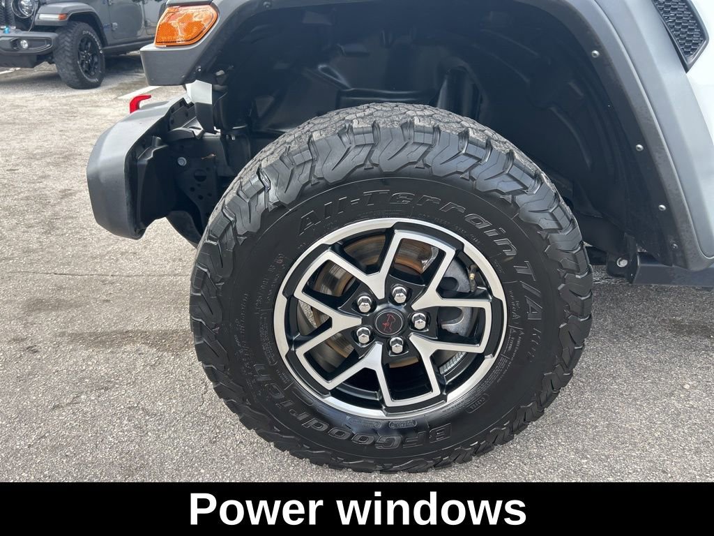 Used 2024 Jeep Wrangler Unlimited Rubicon image 17