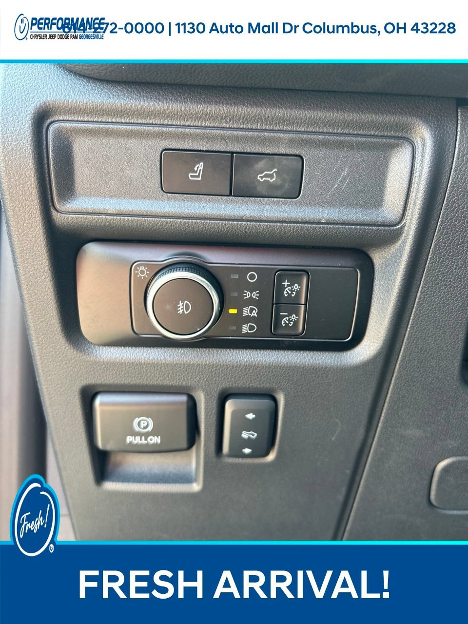 Used 2024 Ford Expedition Limited AWD/4WD image 20