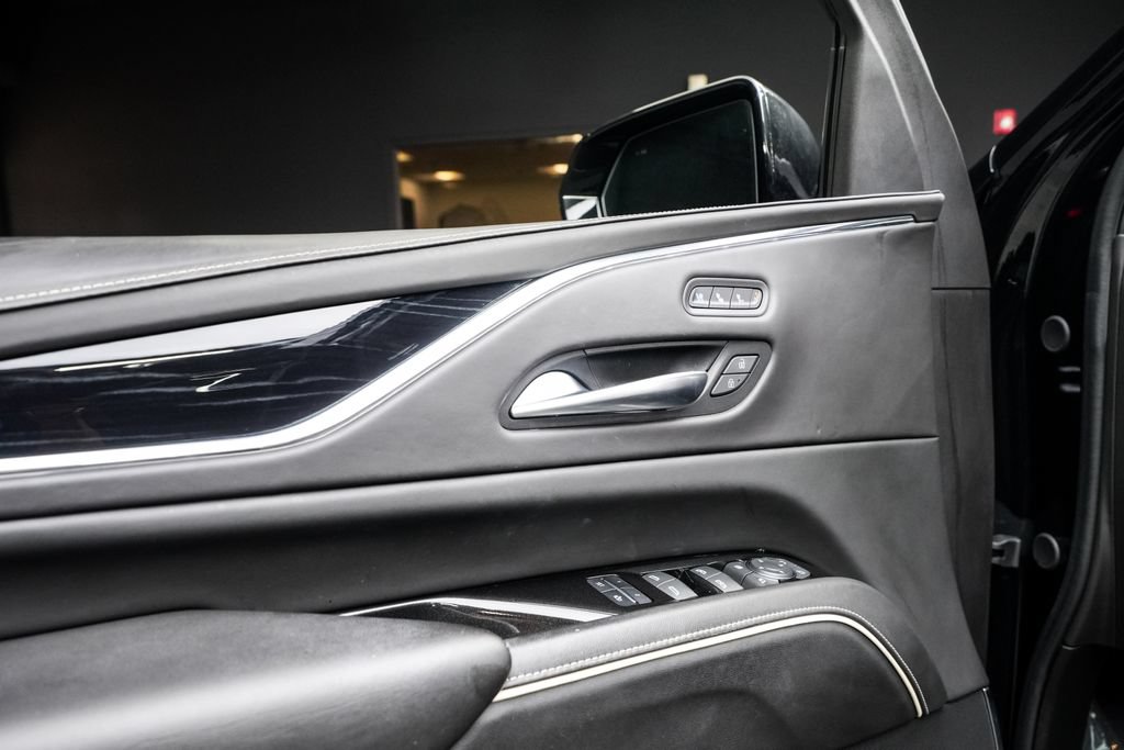 Used 2023 Cadillac Escalade V AWD/4WD image 27