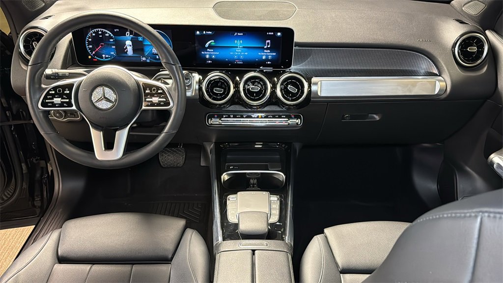 Used 2021 Mercedes-Benz GLB 250 4MATIC image 17