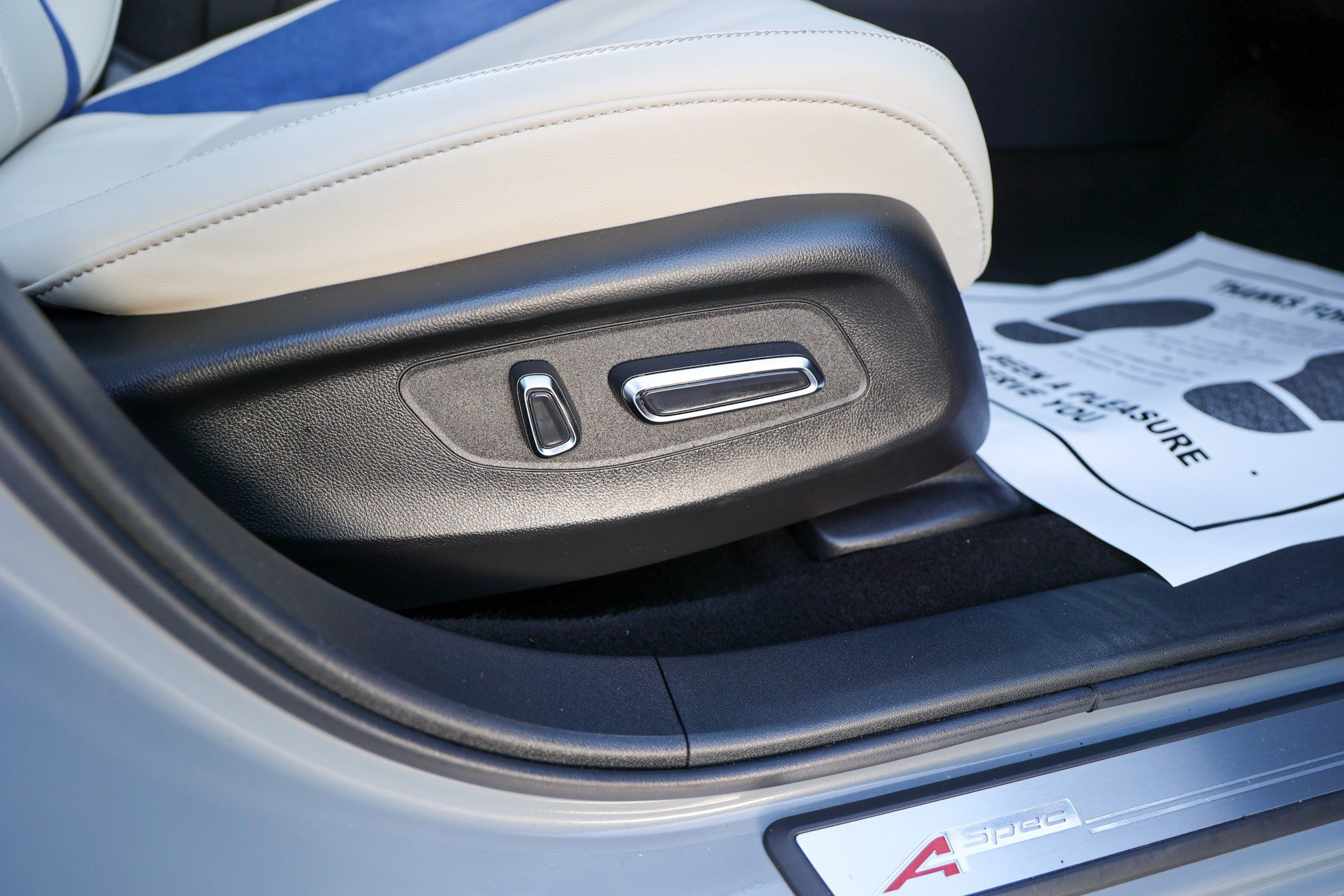 Used 2025 Acura ADX A-Spec FWD image 42