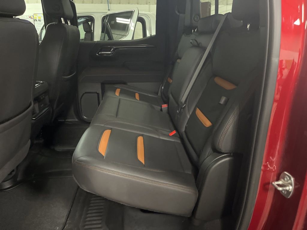Used 2025 GMC Sierra 1500 AT4 w/ AT4 Premium Package AWD/4WD image 12