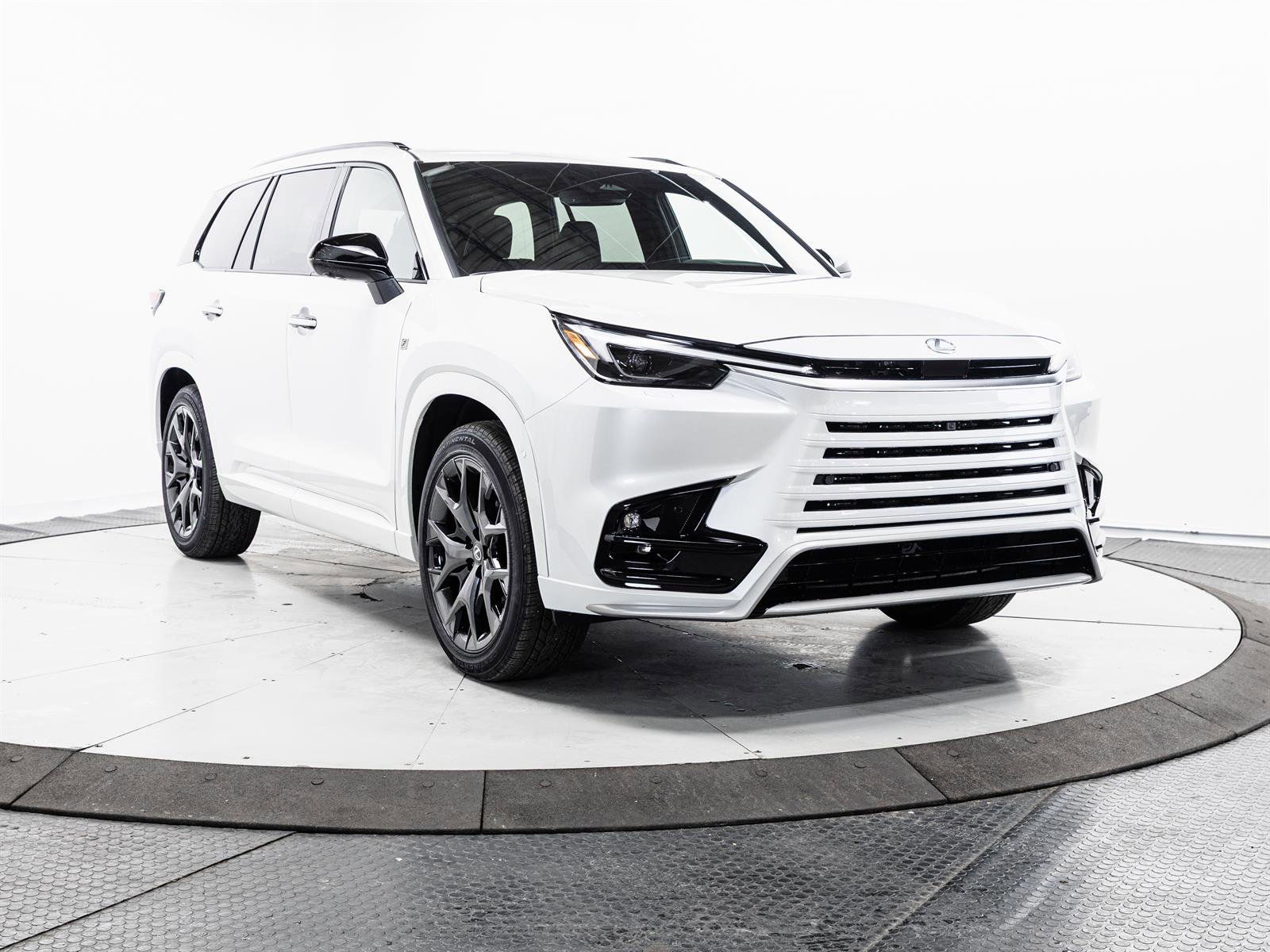 New 2026 Lexus TX 500h AWD image 1