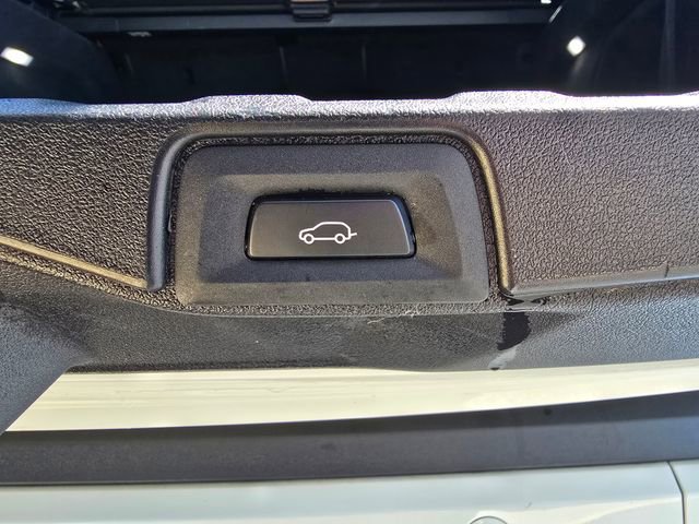 Used 2019 BMW X5 xDrive40i w/ Executive Package AWD/4WD image 36