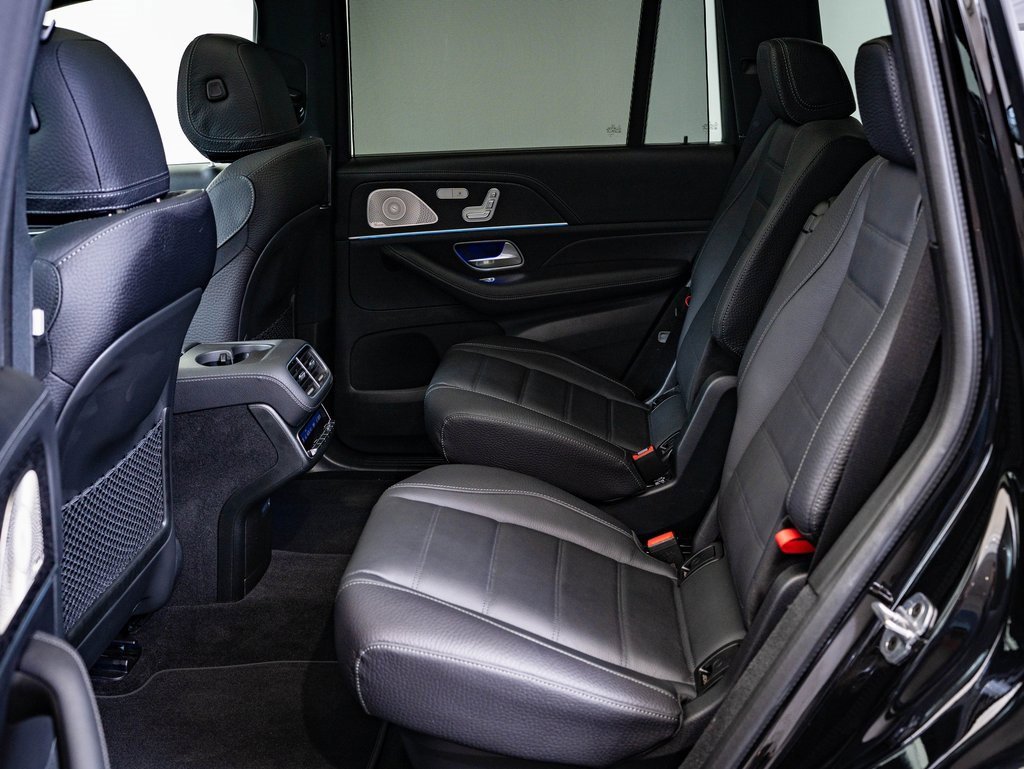 Certified 2025 Mercedes-Benz GLS 450 4MATIC image 35