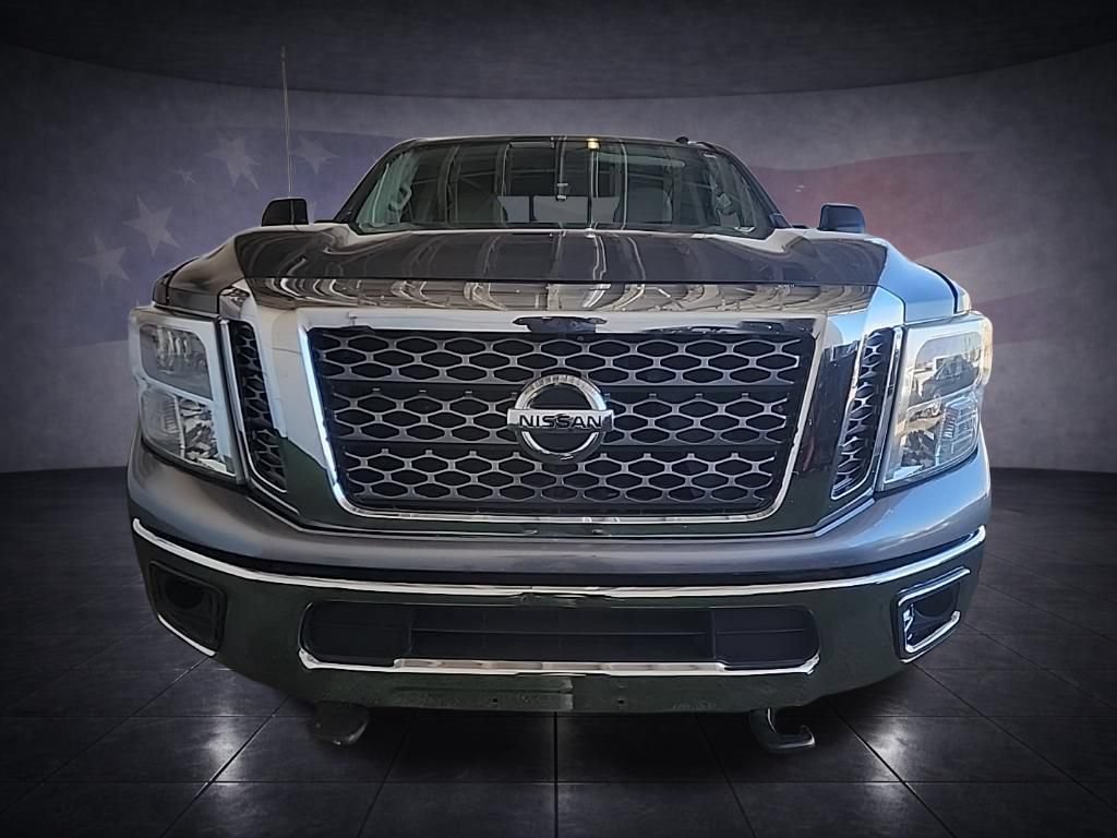 Used 2016 Nissan Titan SV RWD image 4