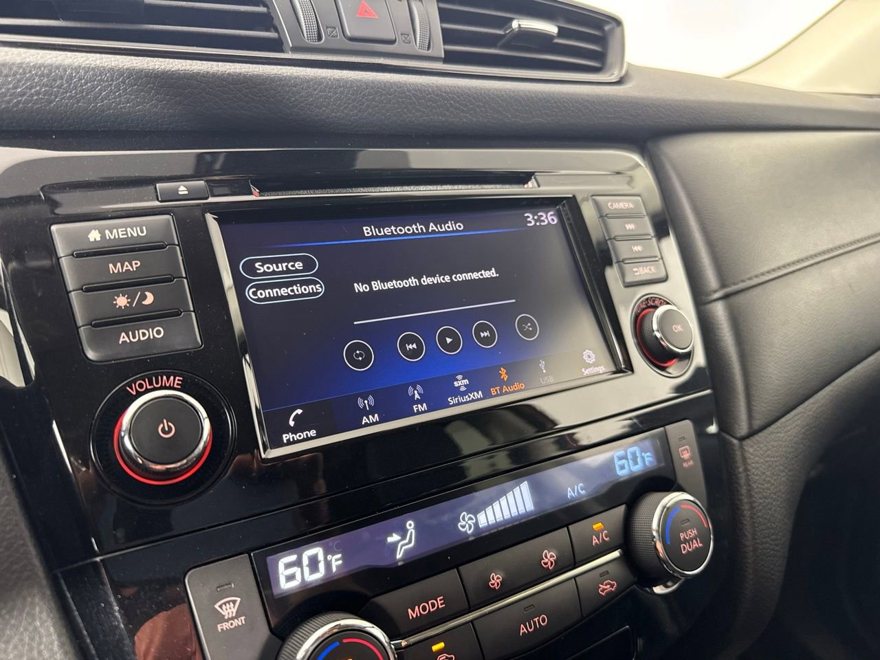 Used 2019 Nissan Rogue SV w/ Sun & Sound Touring Package image 21