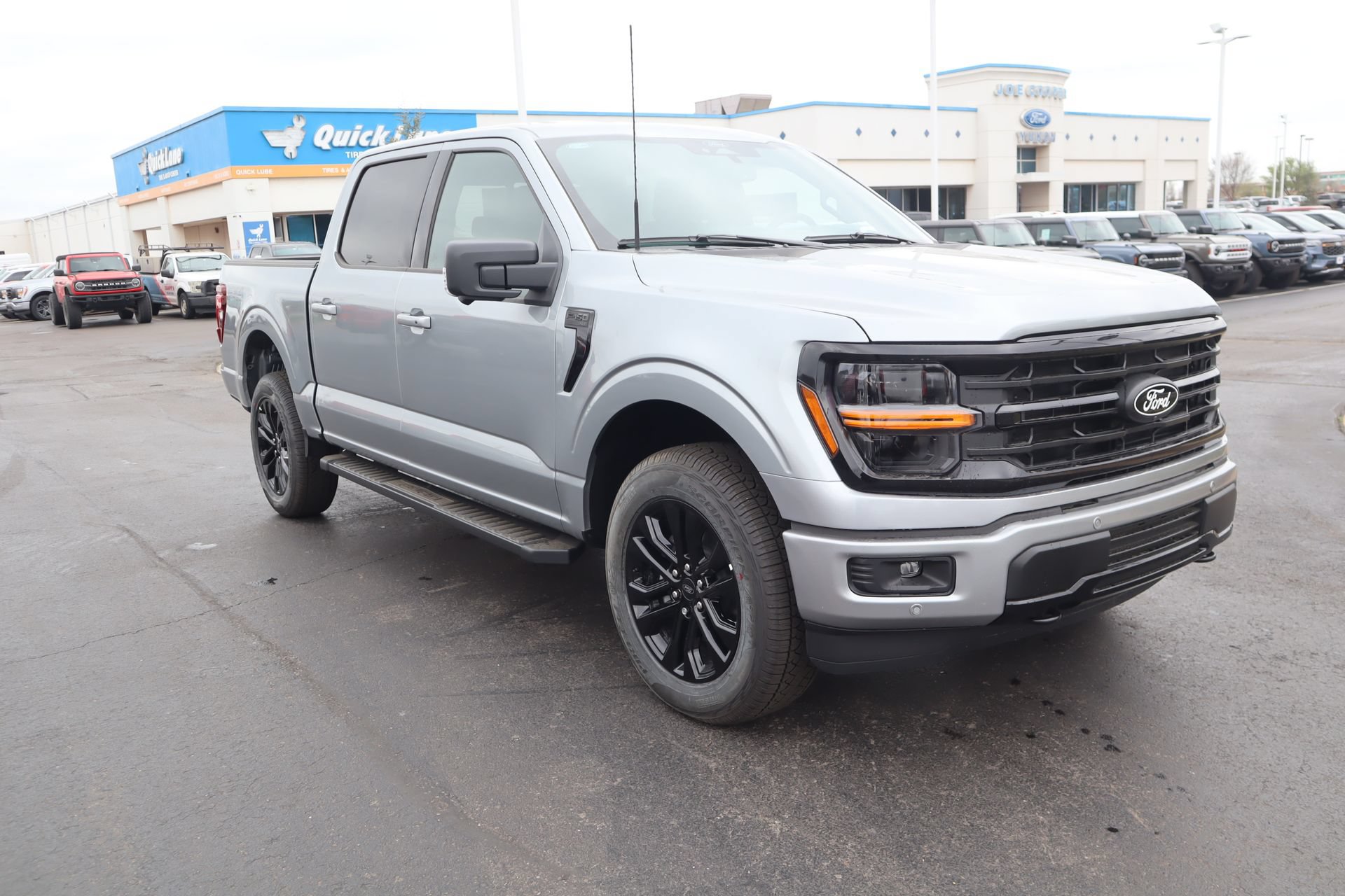 New 2026 Ford F150 XLT w/ Equipment Group 302A MID AWD/4WD 360° Tour