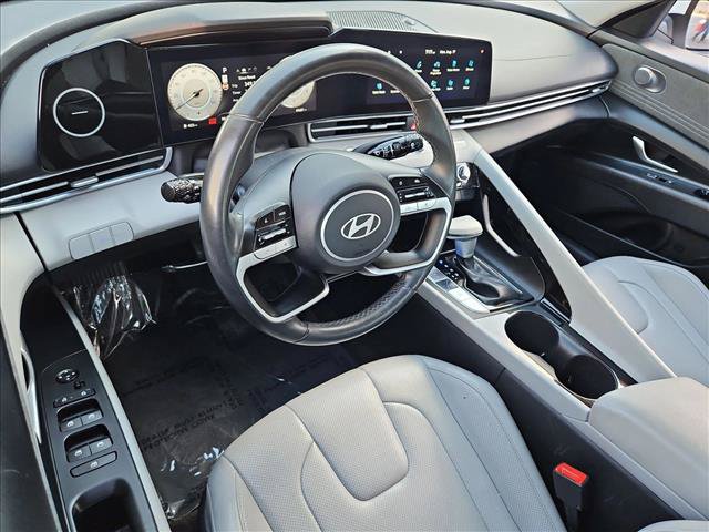 Used 2024 Hyundai Elantra Limited FWD image 10
