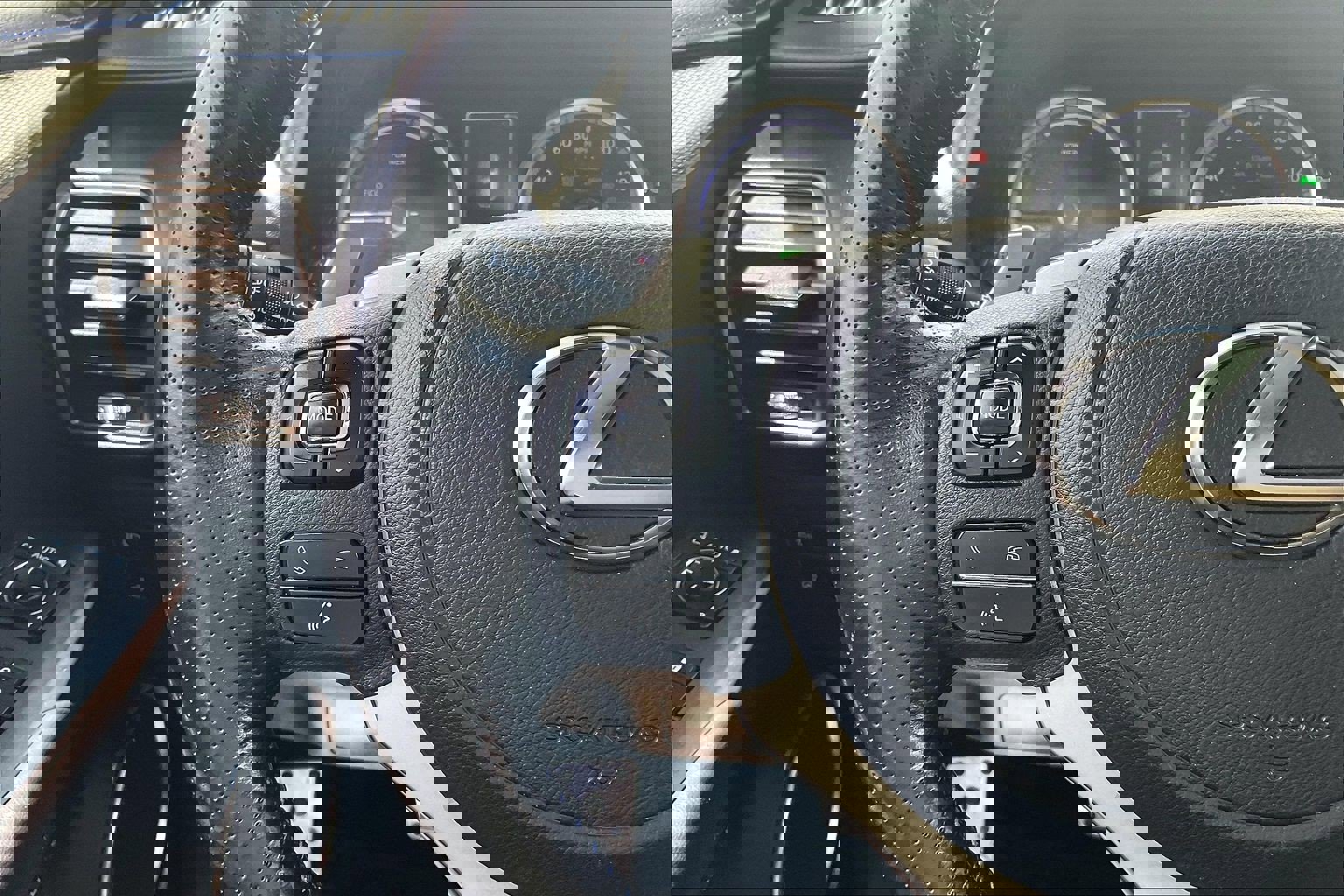 Used 2021 Lexus NX 300h AWD F Sport w/ Comfort Package image 23