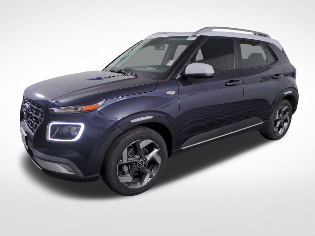 Used 2021 Hyundai Venue FWD image 1