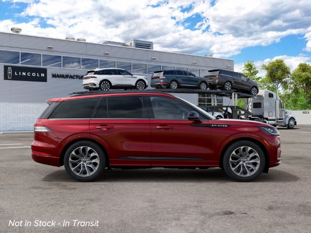 New 2027 Lincoln Aviator AWD w/ Jet Appearance Package image 5