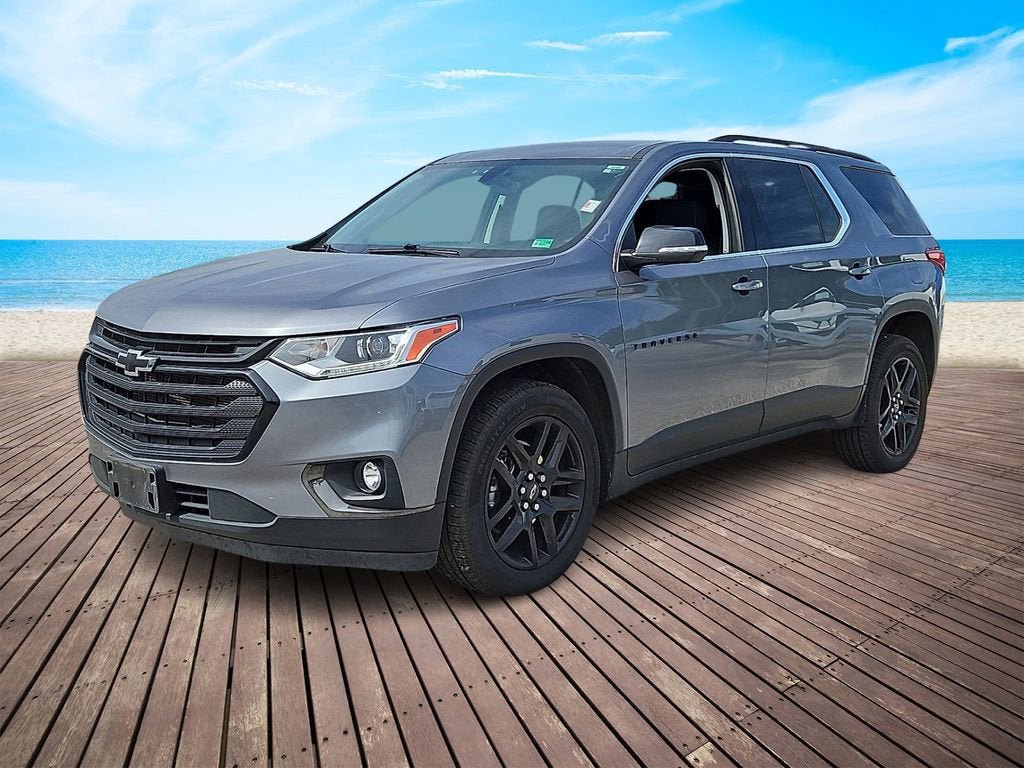 Certified 2021 Chevrolet Traverse LT FWD image 3