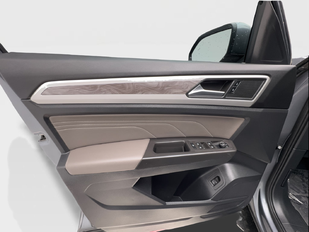 Used 2023 Volkswagen Atlas Cross Sport SE w/ Panoramic Sunroof Package FWD image 22