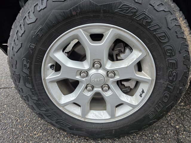 Used 2021 Jeep Wrangler Unlimited Islander image 4