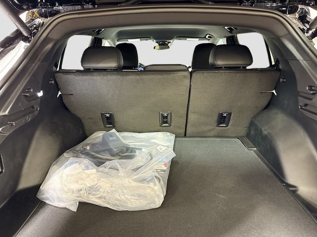 New 2026 Chevrolet Equinox EV LT FWD image 30