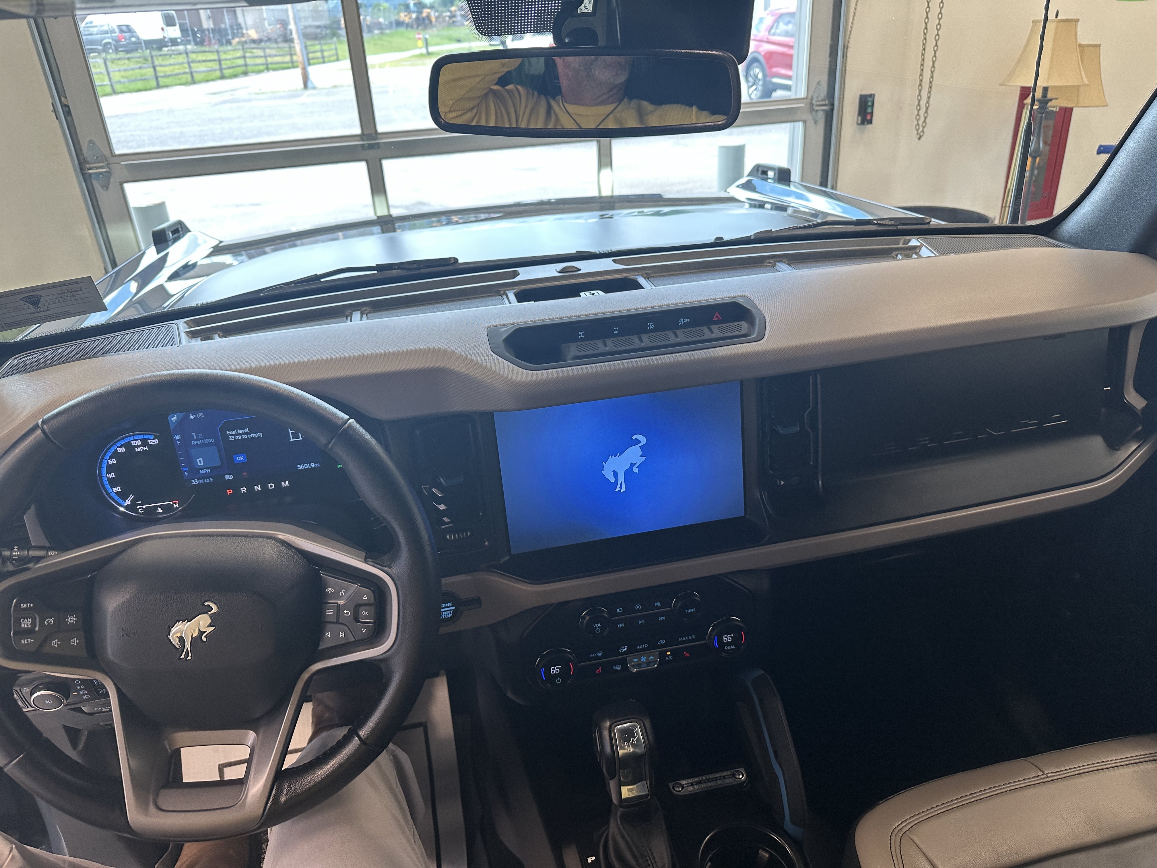 Used 2023 Ford Bronco Wildtrak AWD/4WD image 12
