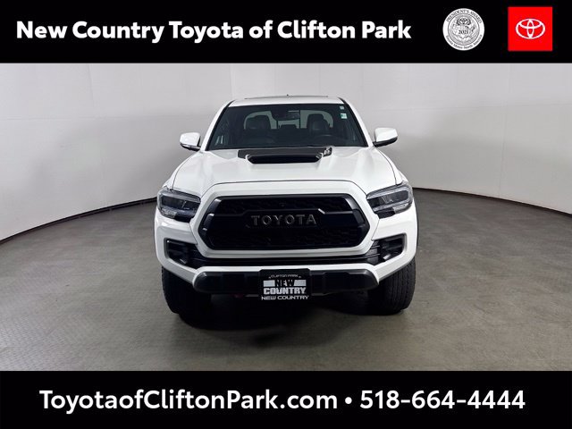 Used 2023 Toyota Tacoma TRD Pro AWD/4WD image 8