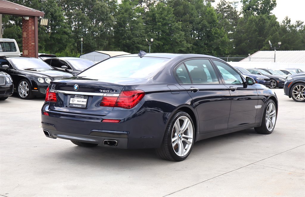 Used 2015 BMW 750Li RWD image 7