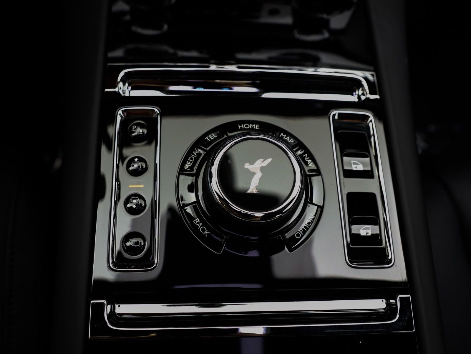 New 2027 Rolls-Royce Ghost AWD/4WD image 40