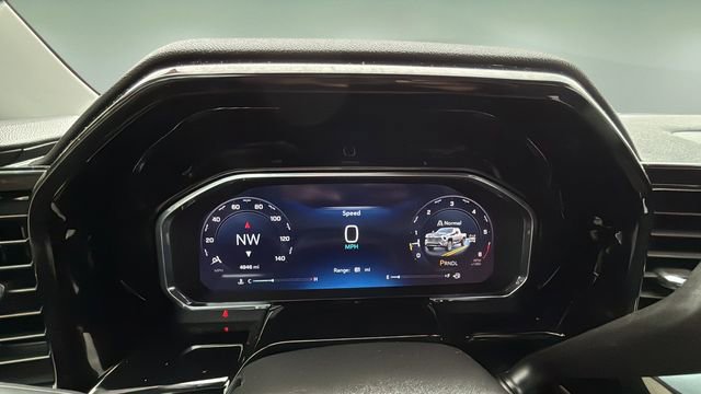 Certified 2026 Chevrolet Silverado 2500 LT w/ Safety Package image 15