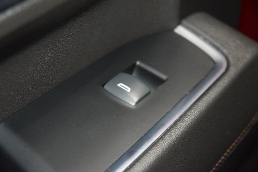 Used 2022 Chevrolet Silverado 1500 High Country image 40