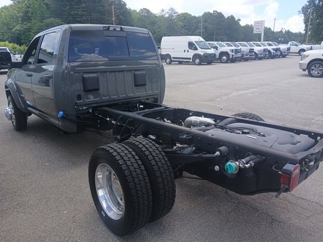 New 2026 RAM 4500 4x4 Crew Cab DRW w/ Laramie Trim Package image 5