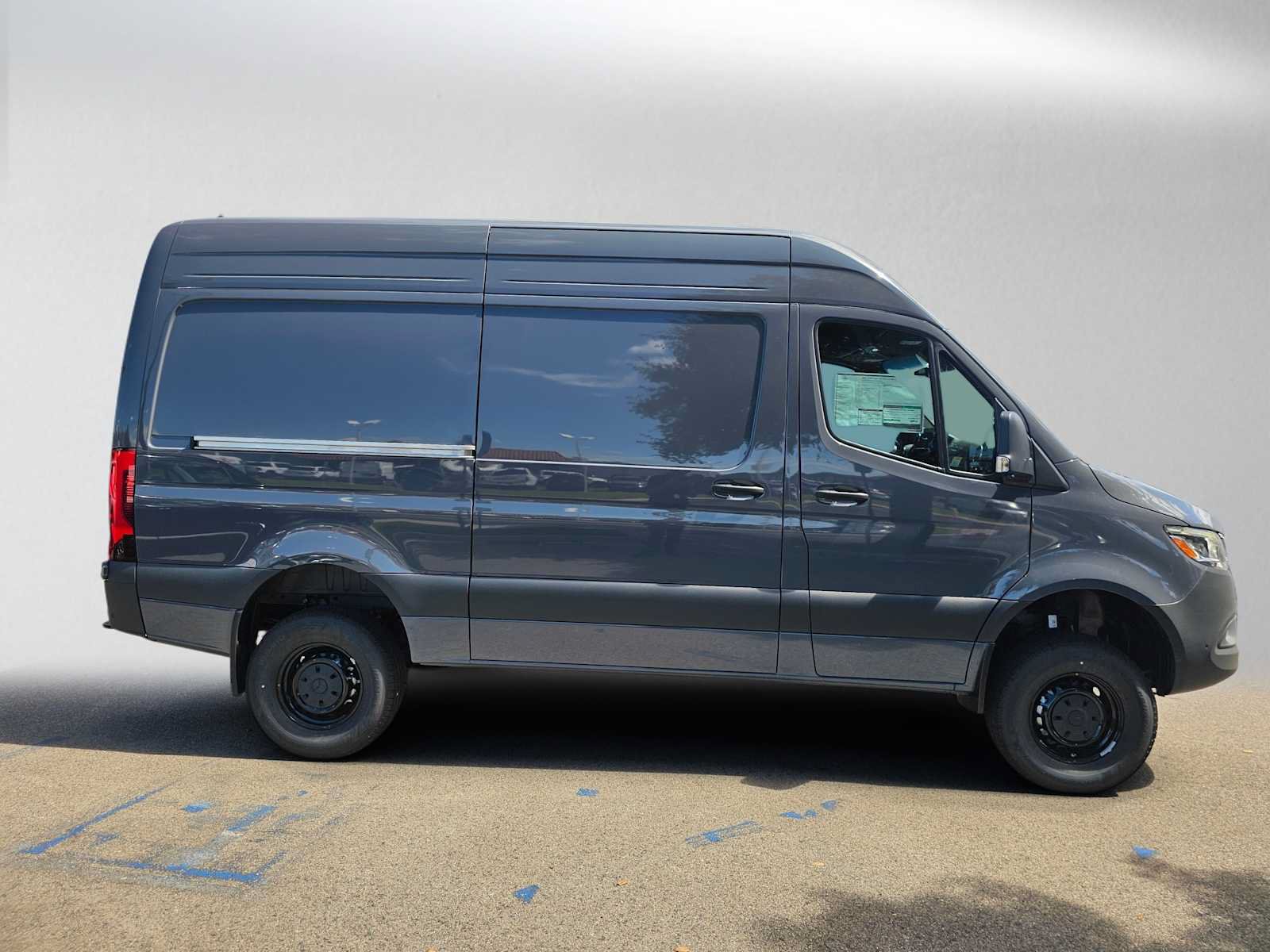 New 2026 Mercedes-Benz Sprinter 2500 image 2