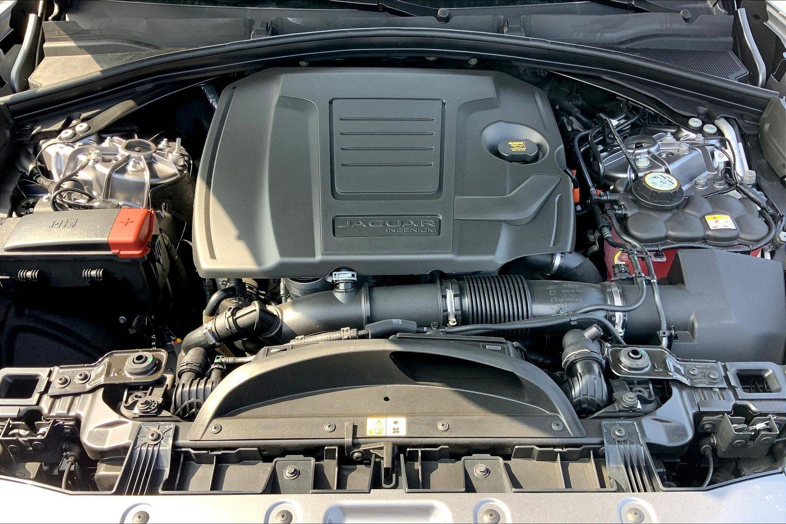 New 2026 Jaguar F-PACE R-Dynamic S image 8